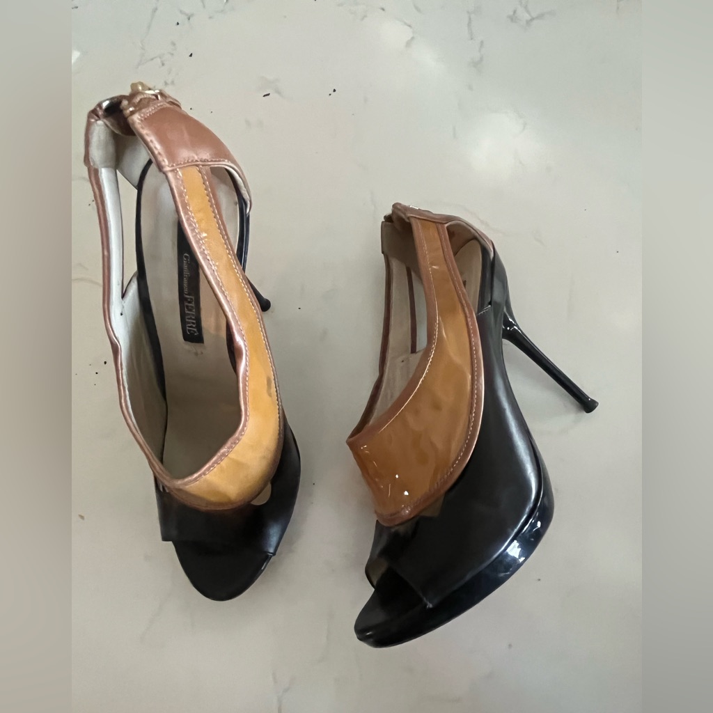 Ladies Gianfranco Ferre Platform Shoes Heels Size 6.5